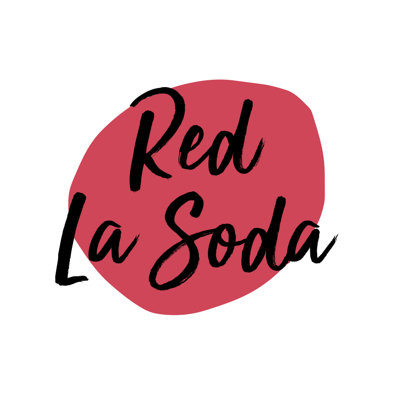A simple outline of a Red La Soda potato.